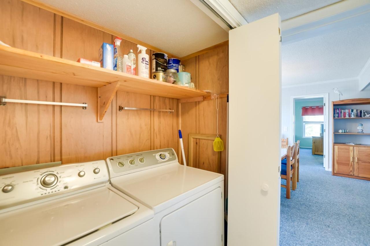 Sunny Condo - Private Ocean Isle Beach Access! エクステリア 写真